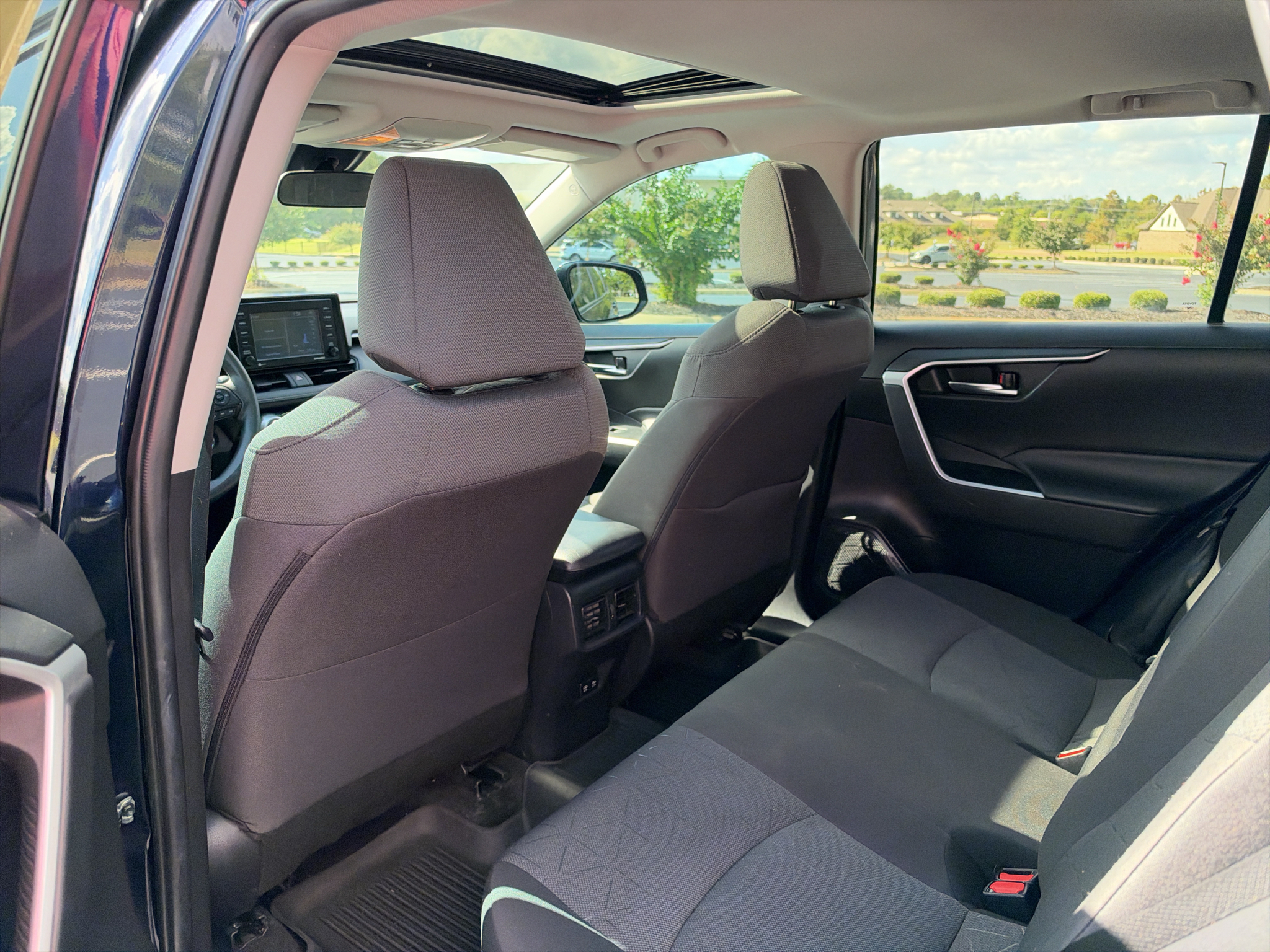 Used 2021 Toyota RAV4 SUV