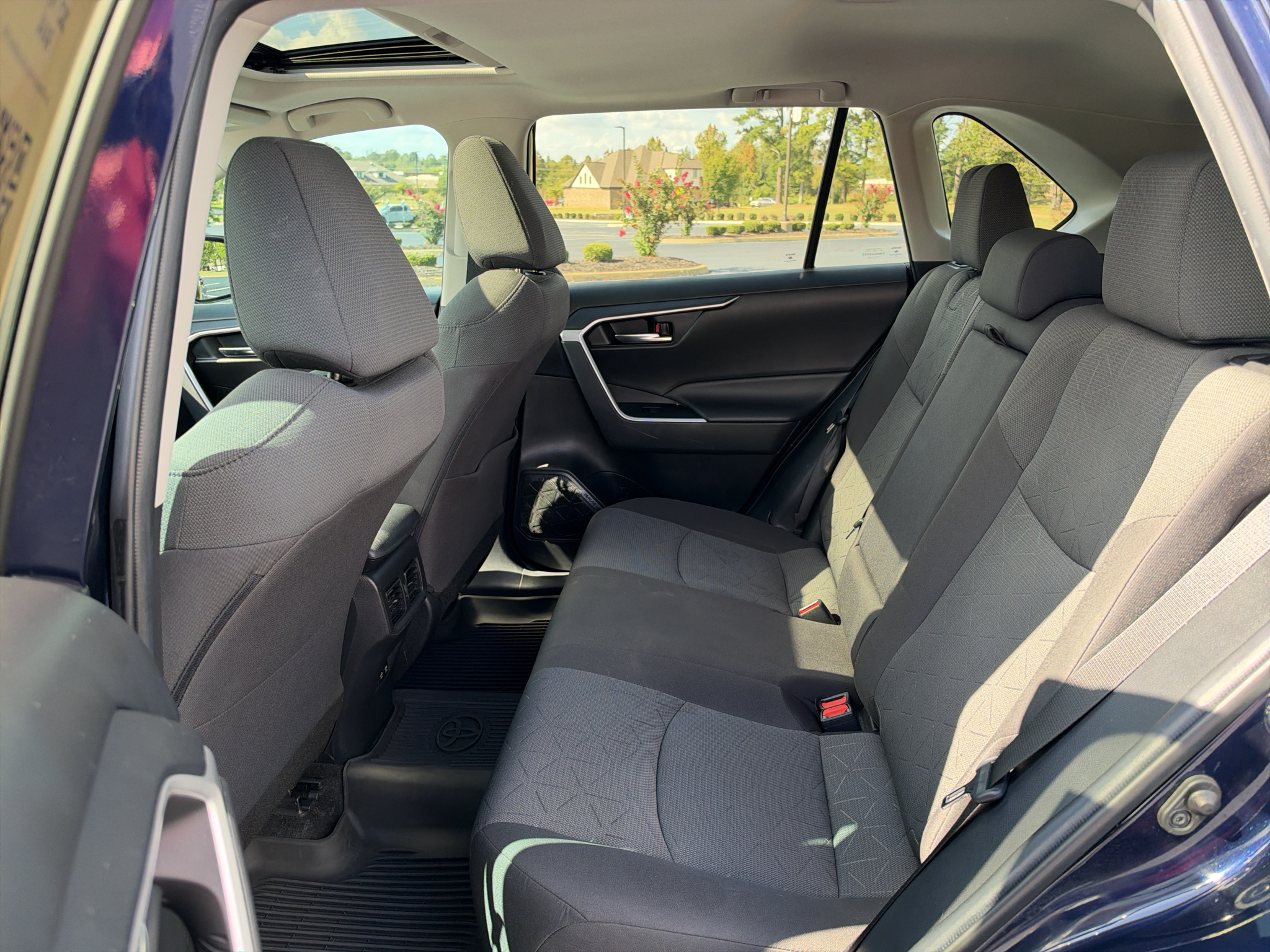 Used 2021 Toyota RAV4 SUV