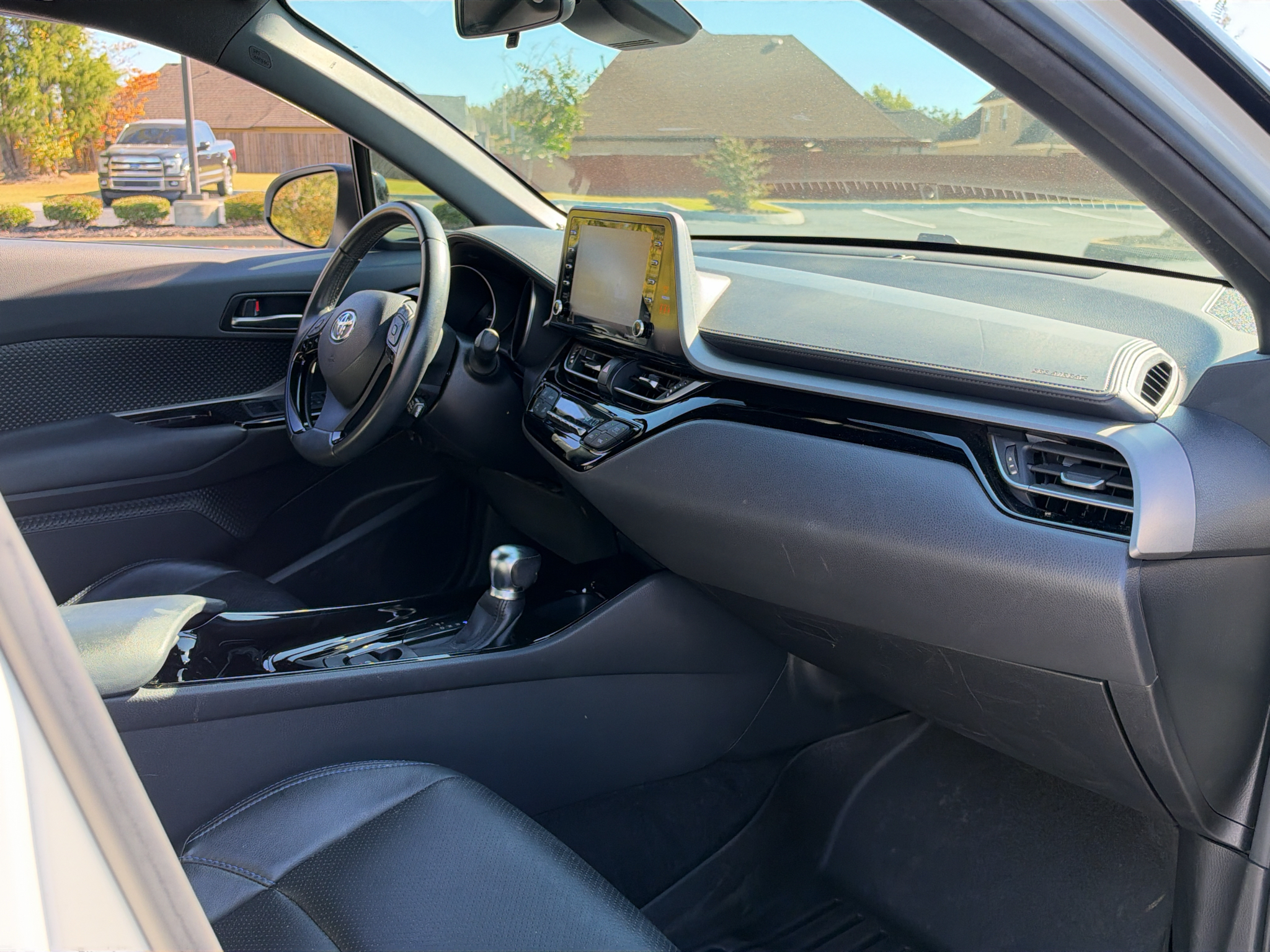 Used 2022 Toyota C-HR SUV