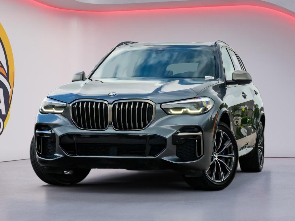 2022 BMW X5 M50i's photo