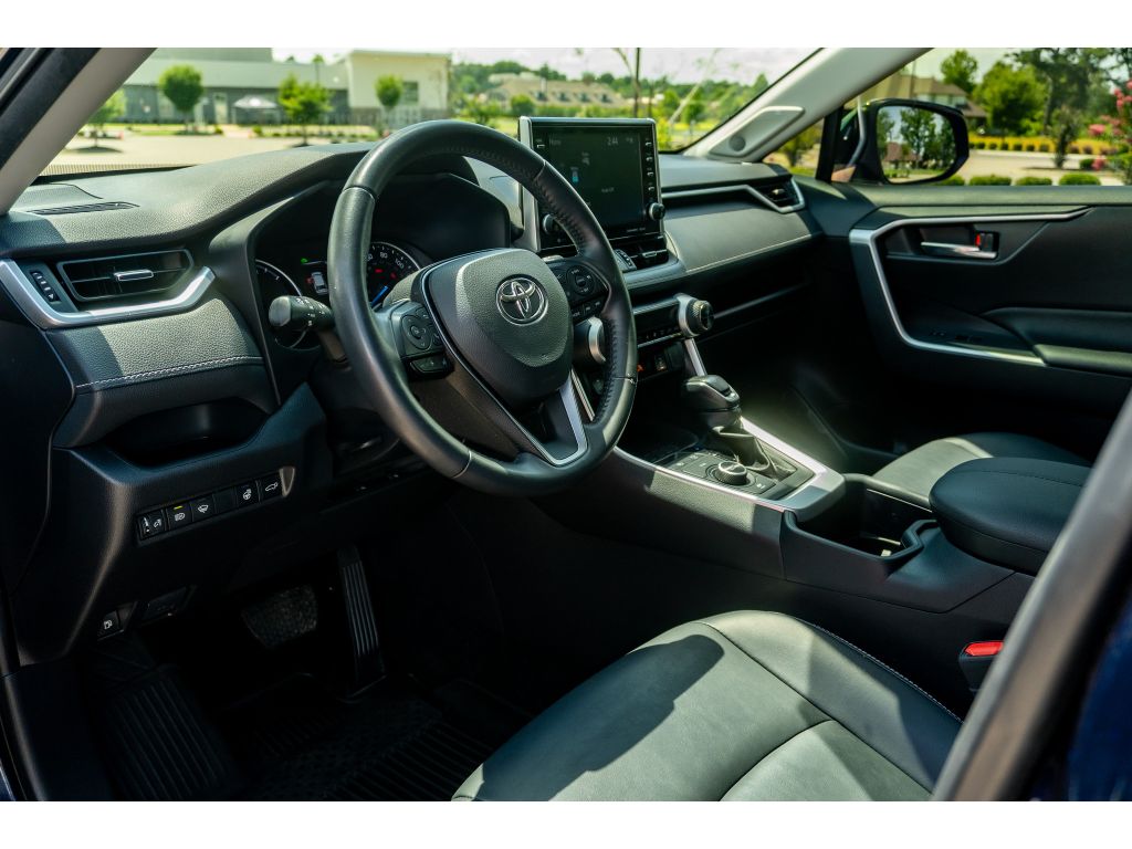 Used 2022 Toyota RAV4 SUV