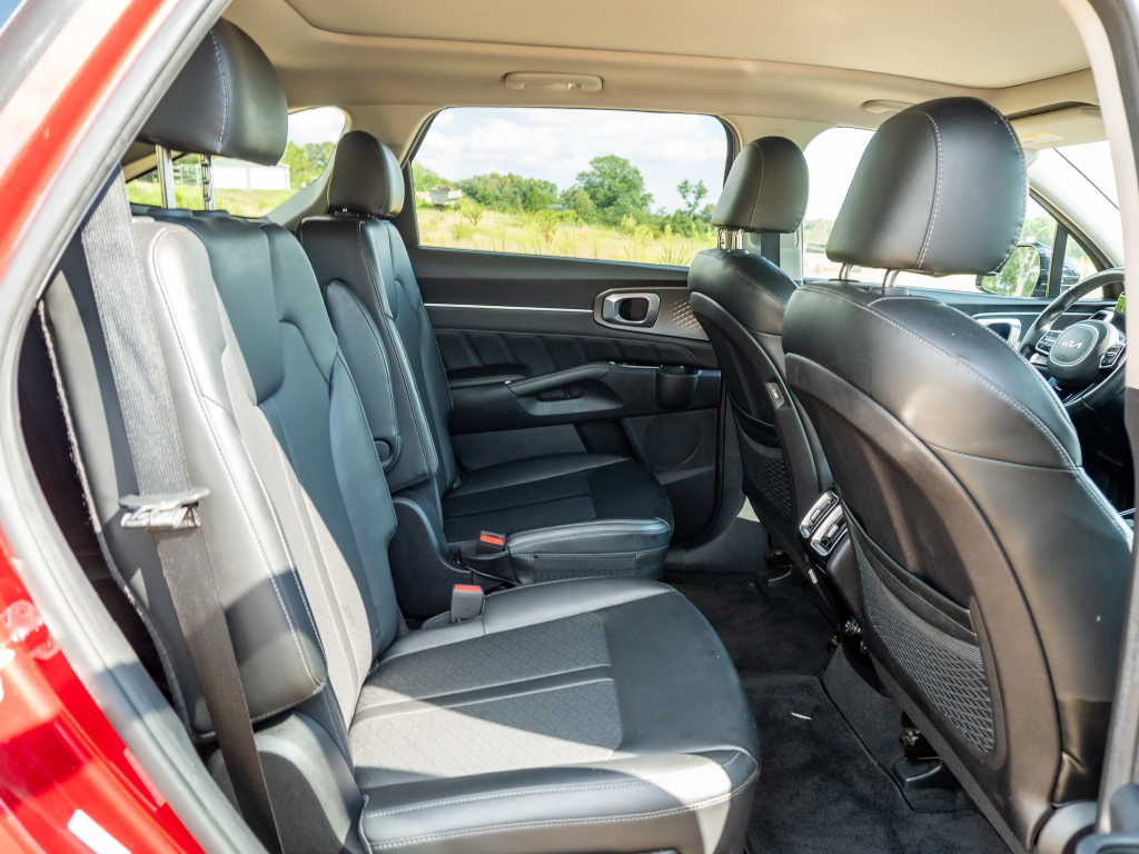 2022 Kia Sorento SX - Photo 19