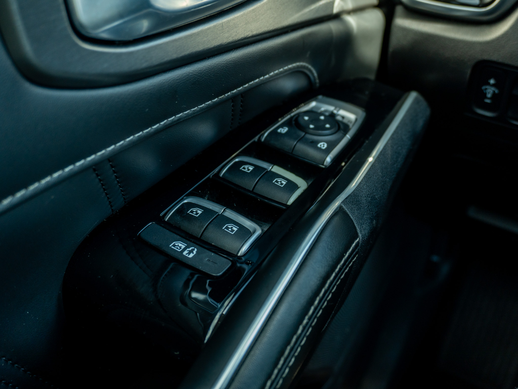 2022 Kia Sorento SX - Photo 31