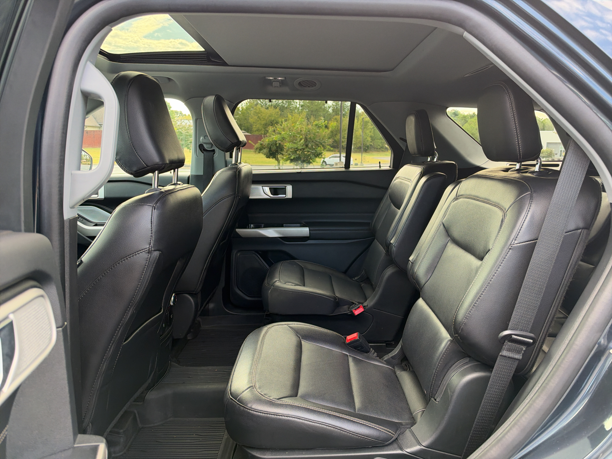 Used 2022 Ford Explorer SUV