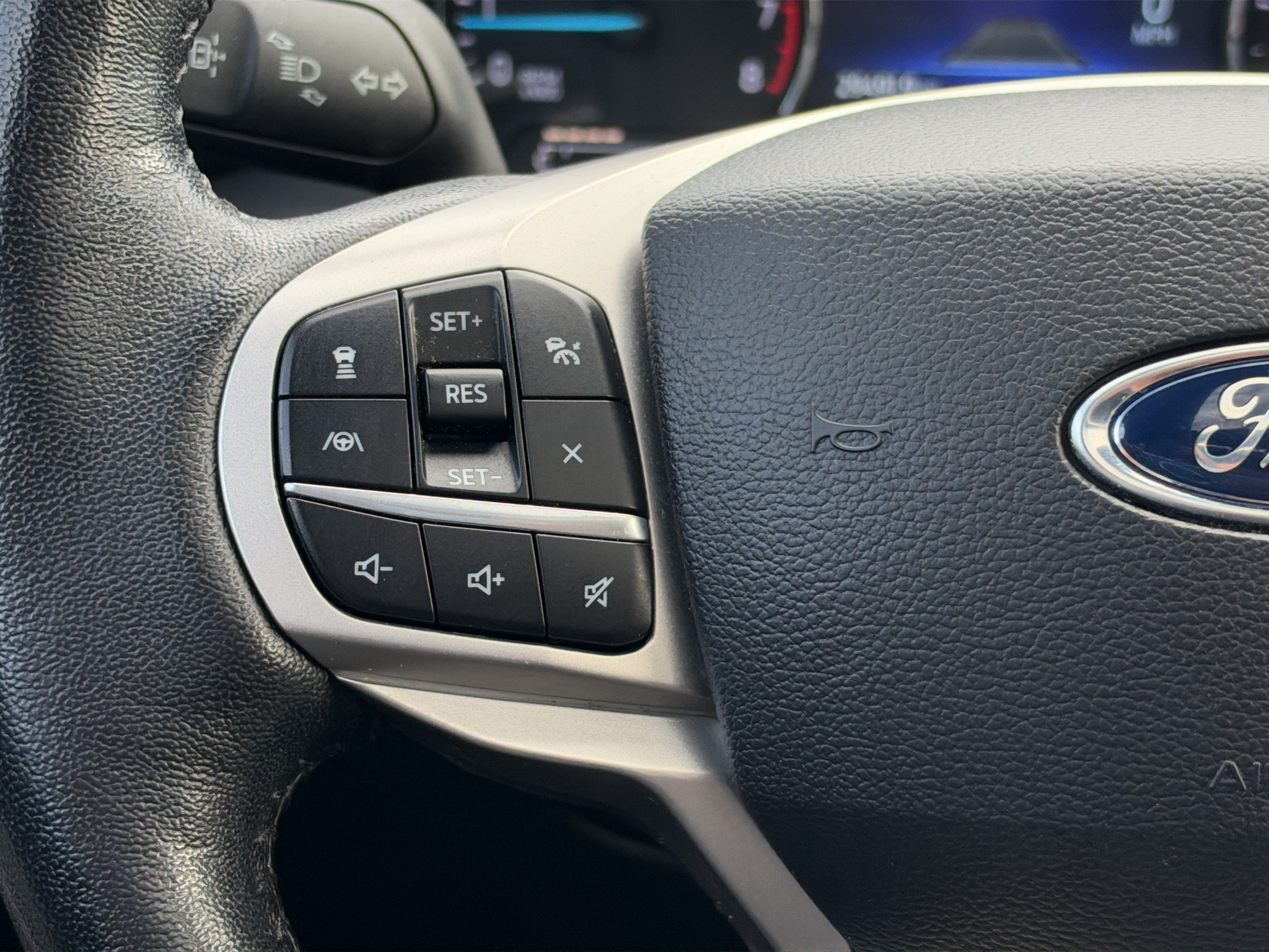 Used 2022 Ford Explorer SUV