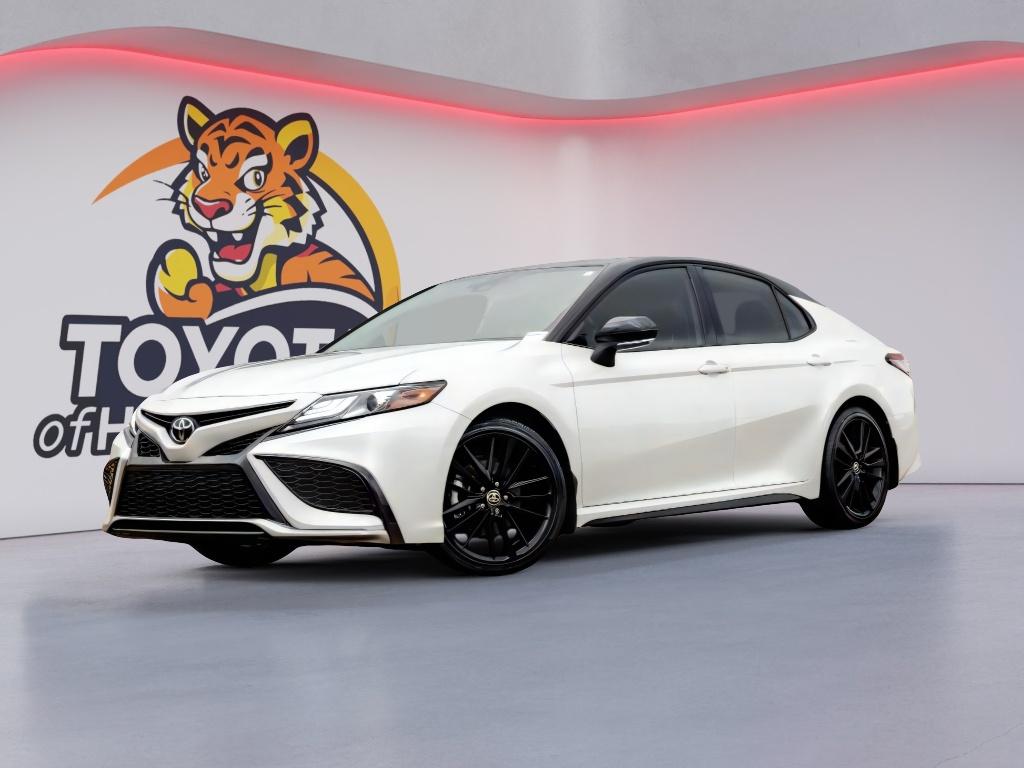 2022 Toyota Camry XSE's photo