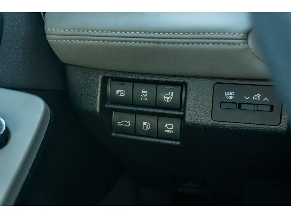 Used 2022 Toyota Avalon Sedan