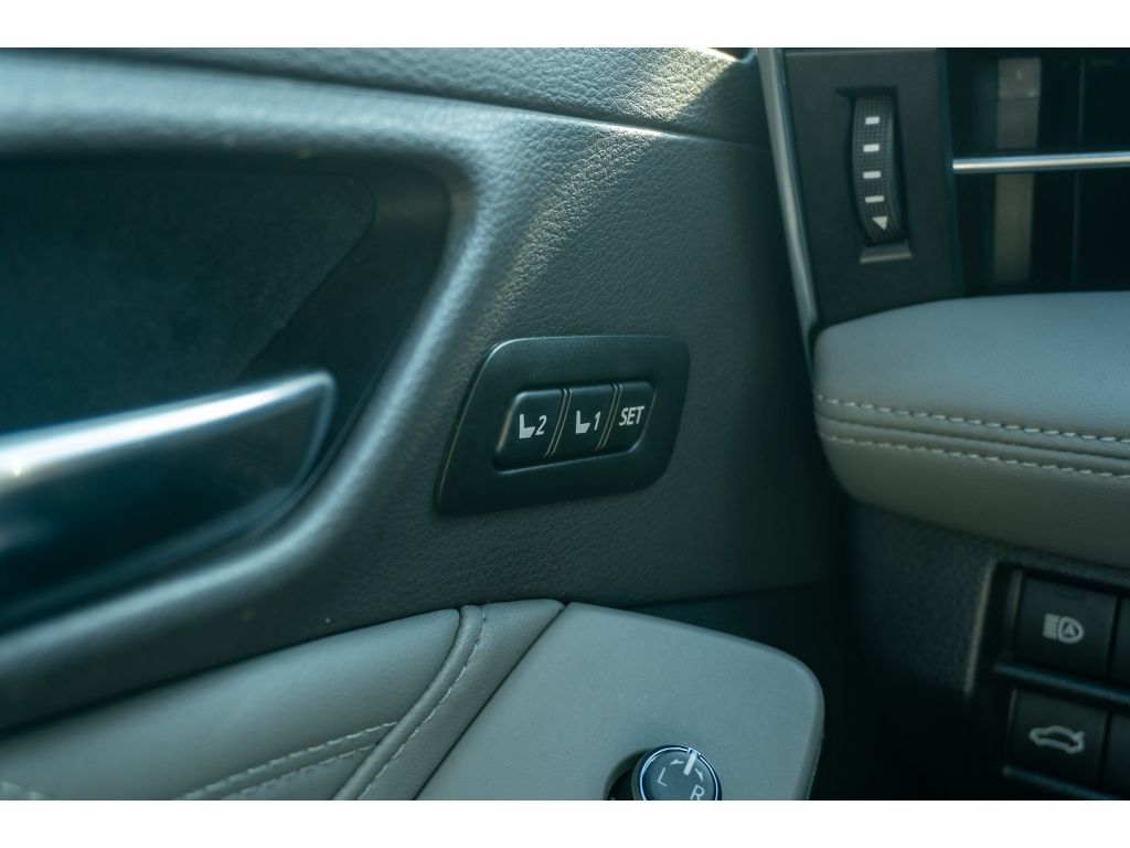 Used 2022 Toyota Avalon Sedan