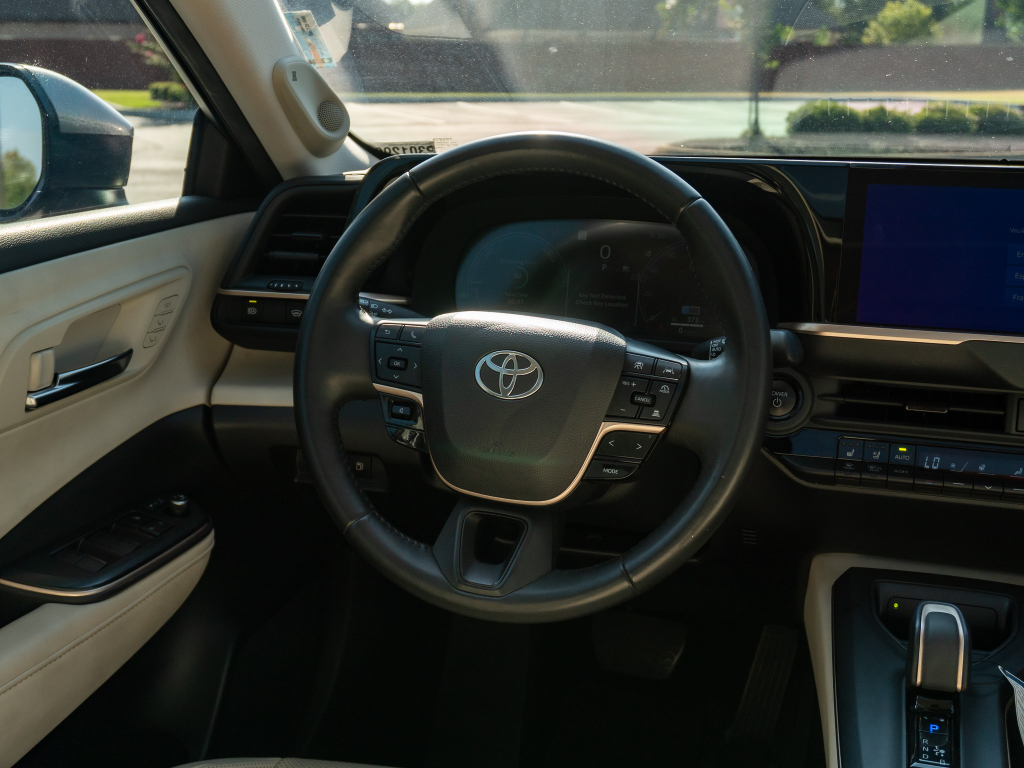 Used 2023 Toyota Crown Sedan