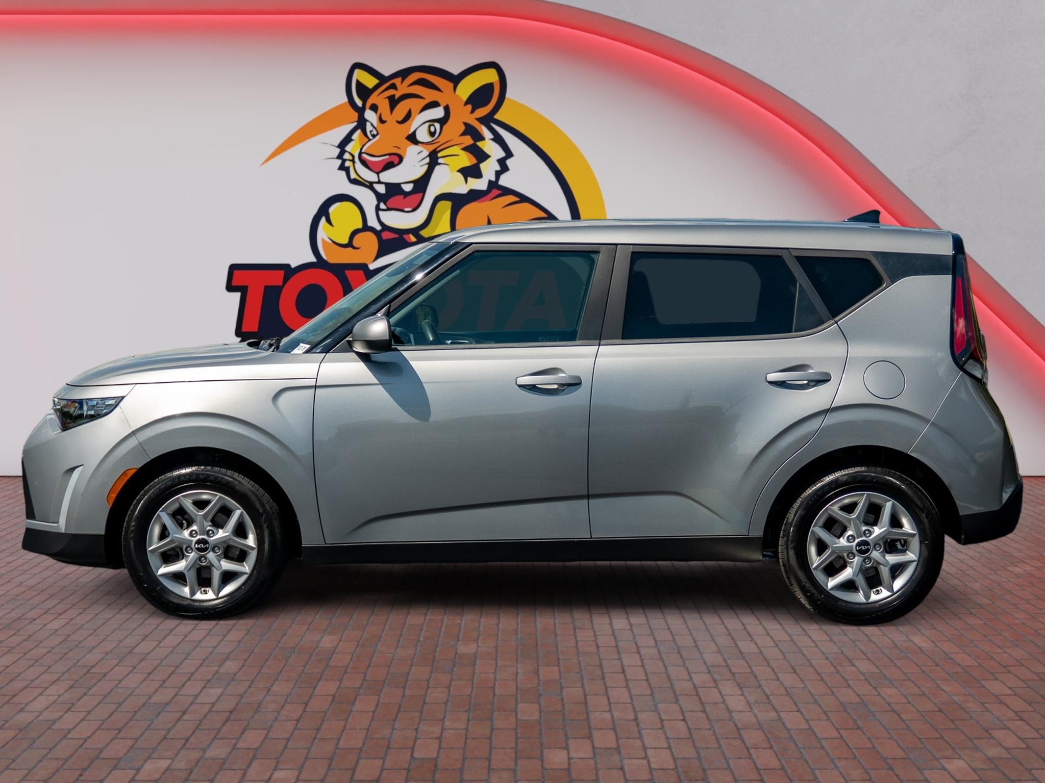 Used 2023 Kia Soul Hatchback