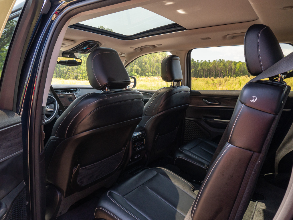 Used 2023 Jeep Grand Cherokee L SUV