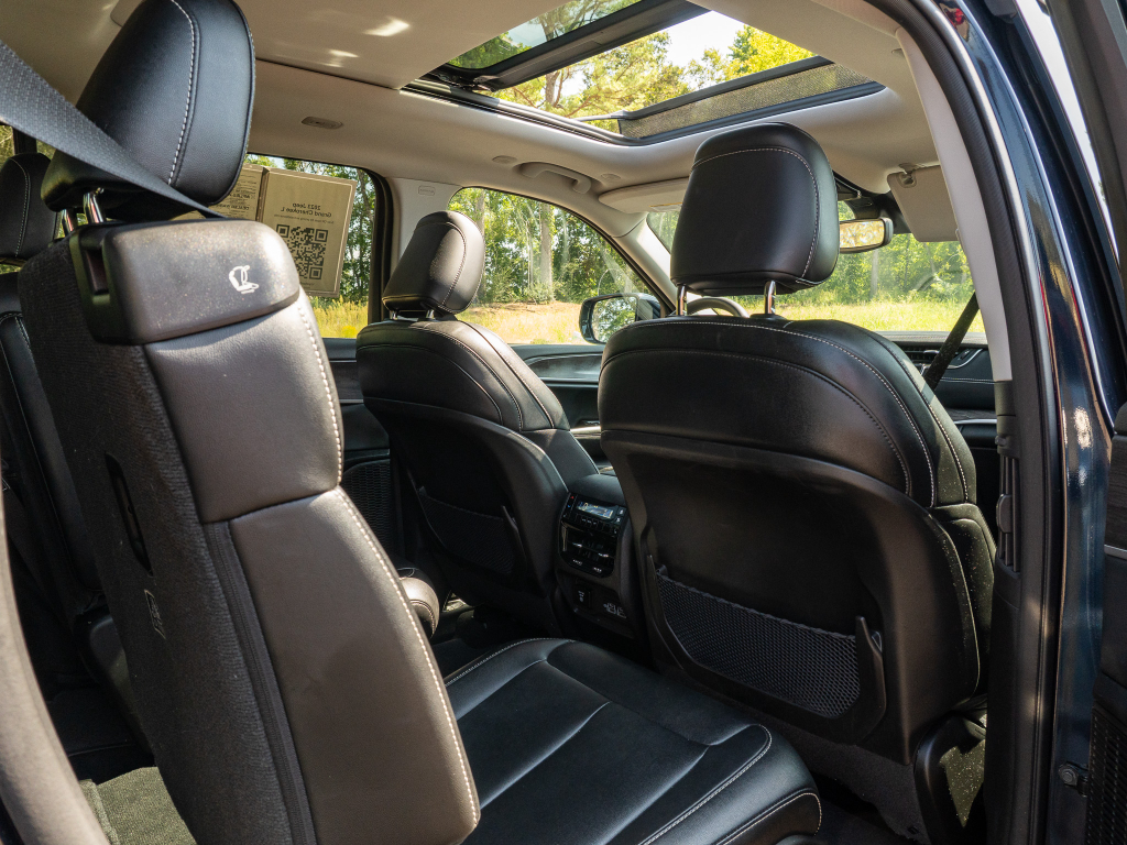 Used 2023 Jeep Grand Cherokee L SUV
