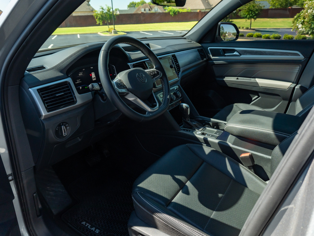 Used 2023 Volkswagen Atlas Cross Sport SUV