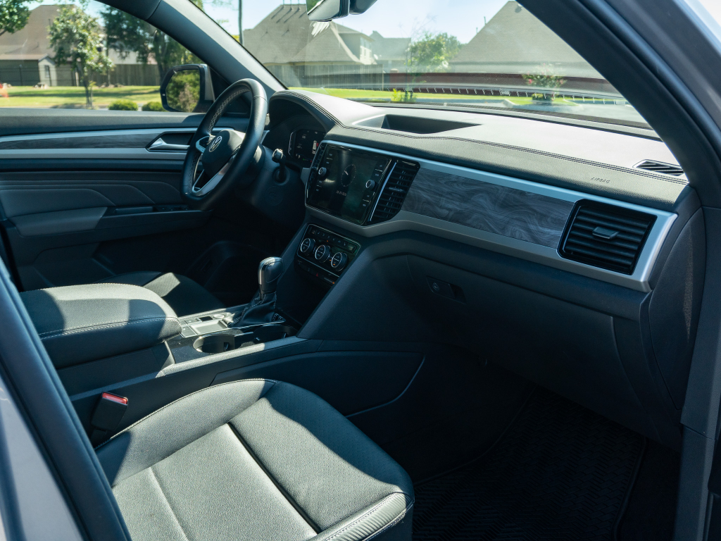 Used 2023 Volkswagen Atlas Cross Sport SUV