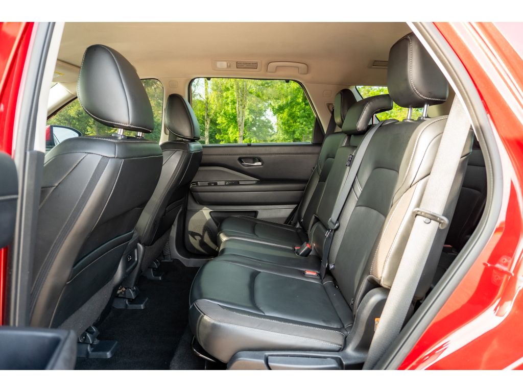 Used 2023 Nissan Pathfinder SUV