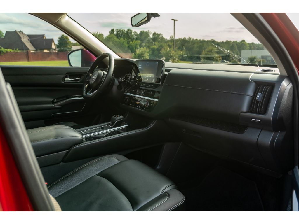 Used 2023 Nissan Pathfinder SUV
