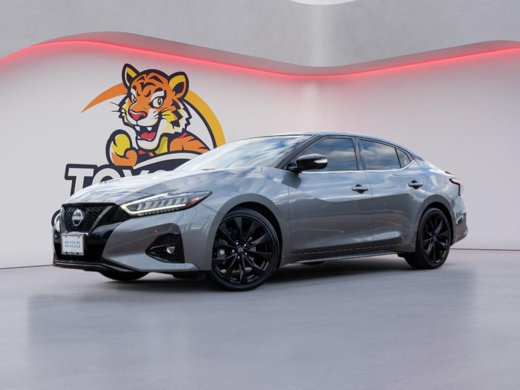 2023 Nissan Maxima SR