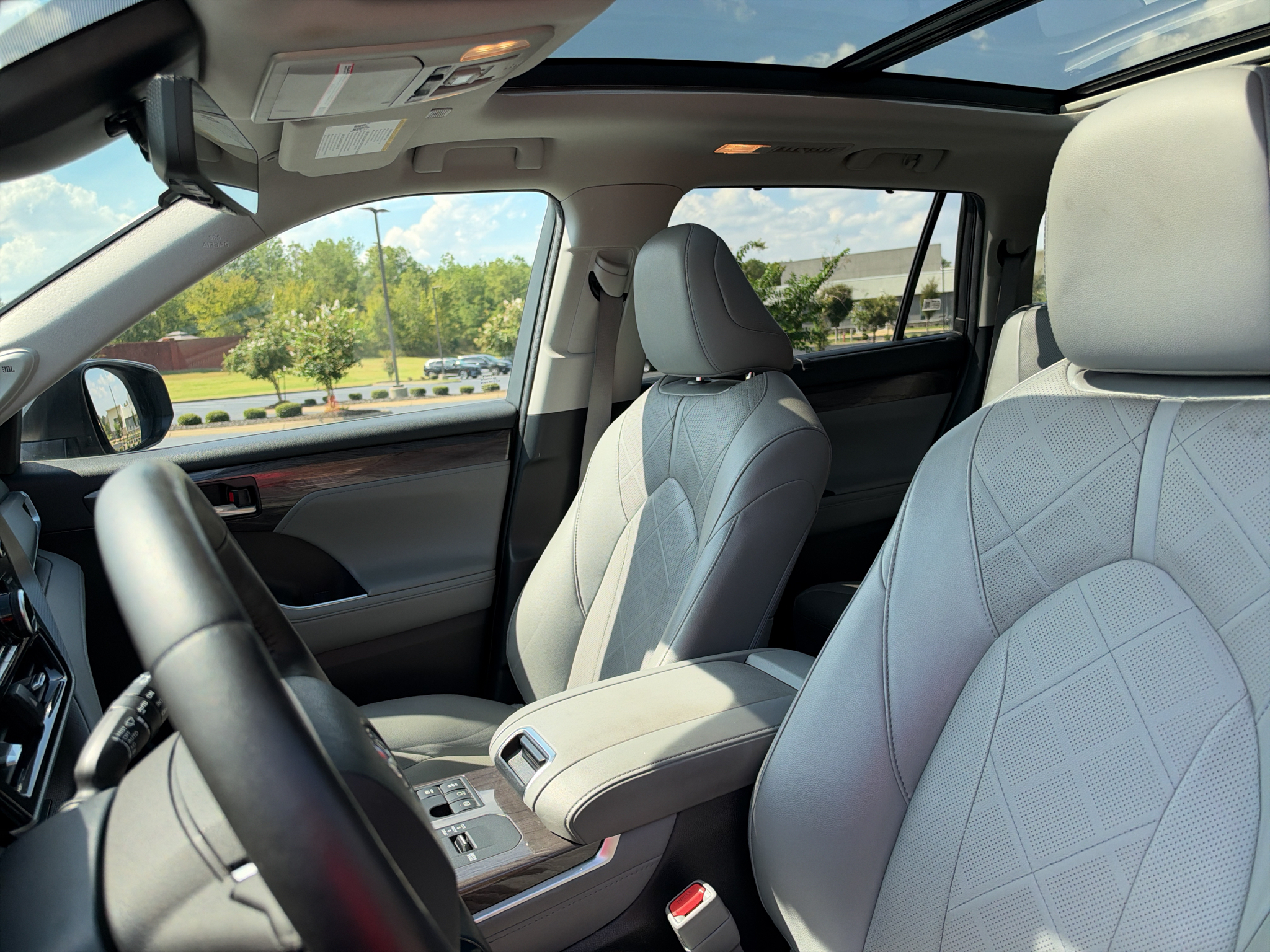 Used 2023 Toyota Highlander Hybrid SUV