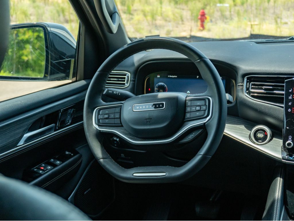Used 2023 Jeep Wagoneer L SUV