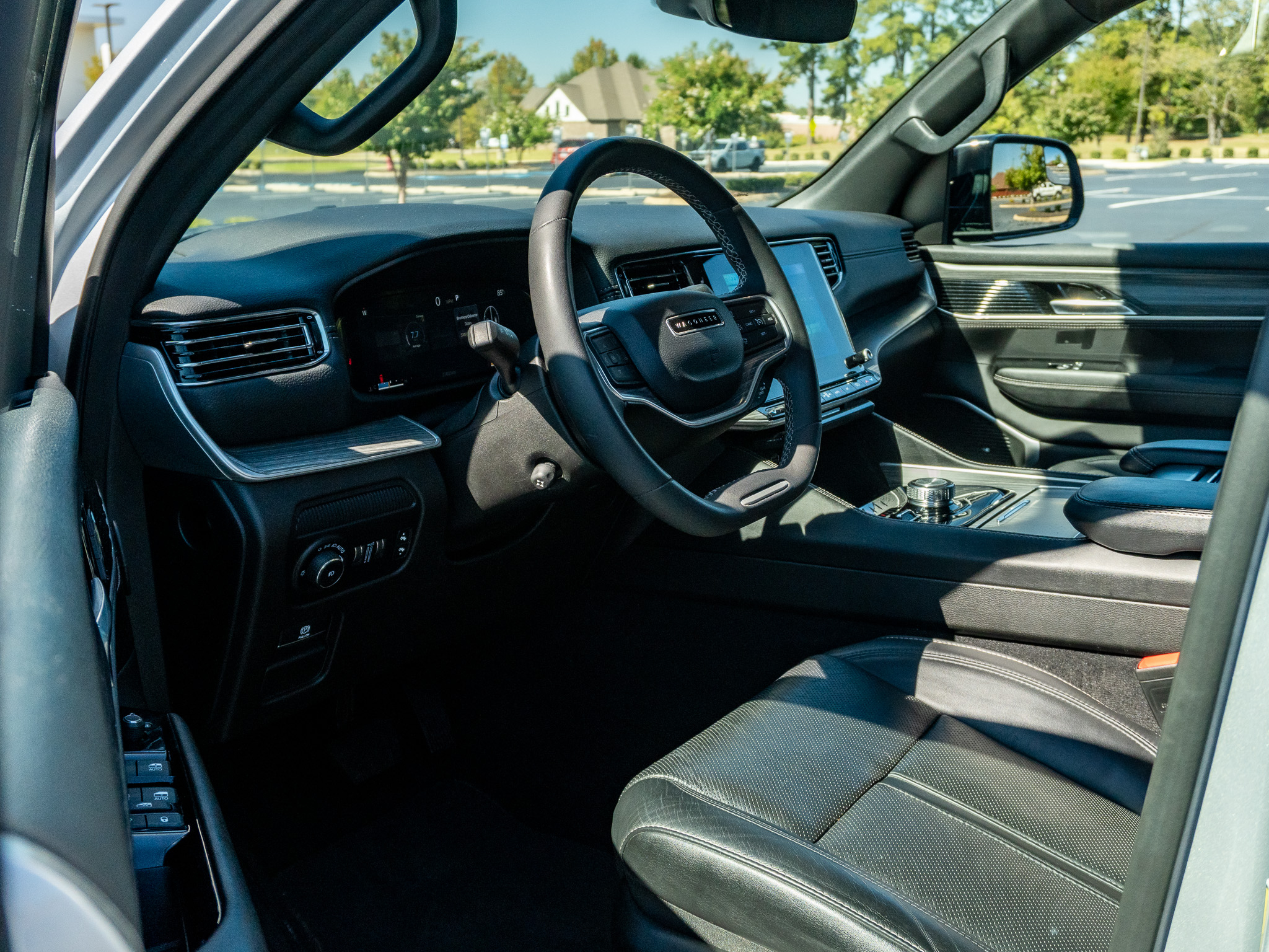 Used 2023 Jeep Wagoneer SUV