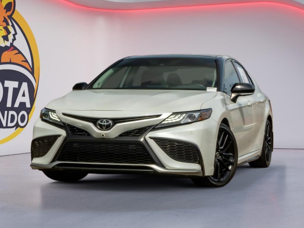 2023 Toyota Camry XSE V6's photo