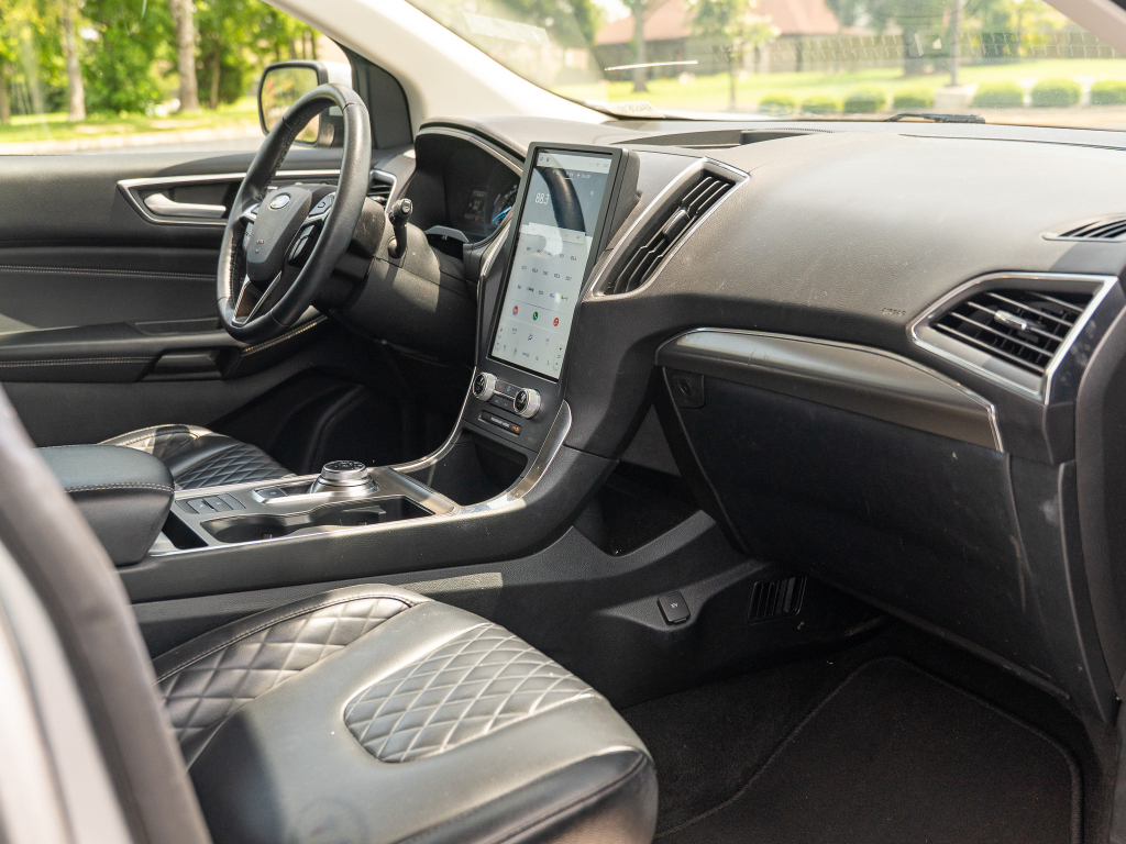 Used 2024 Ford Edge SUV