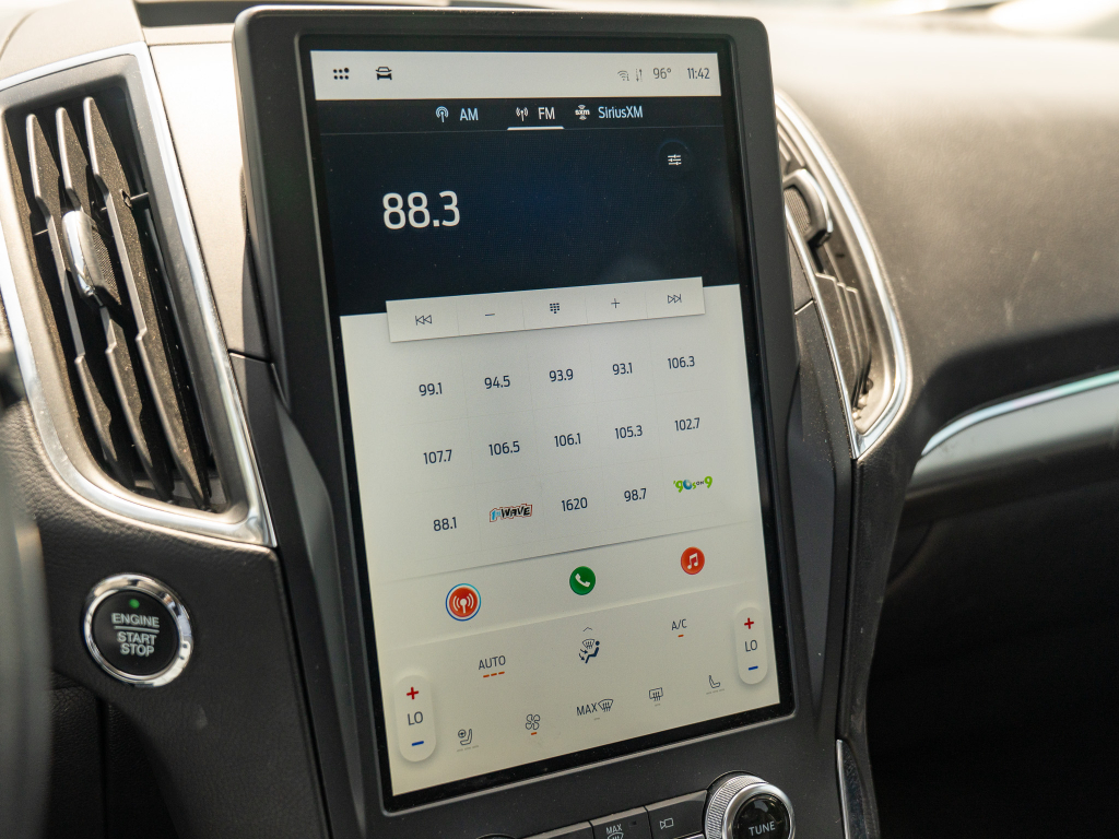 Used 2024 Ford Edge SUV