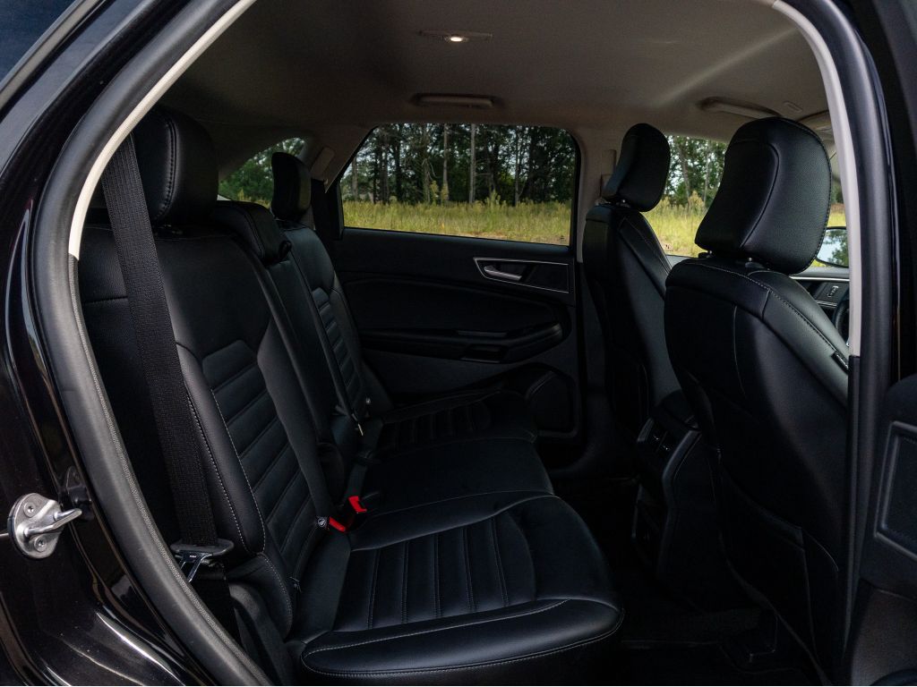 Used 2024 Ford Edge SUV