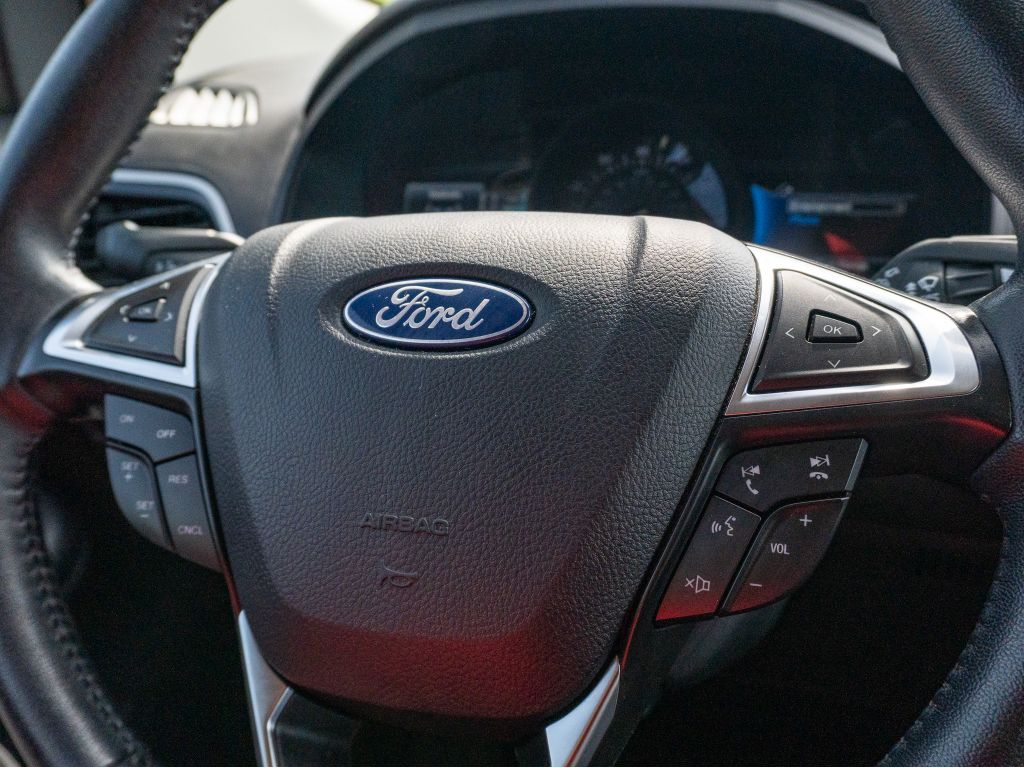 Used 2024 Ford Edge SUV
