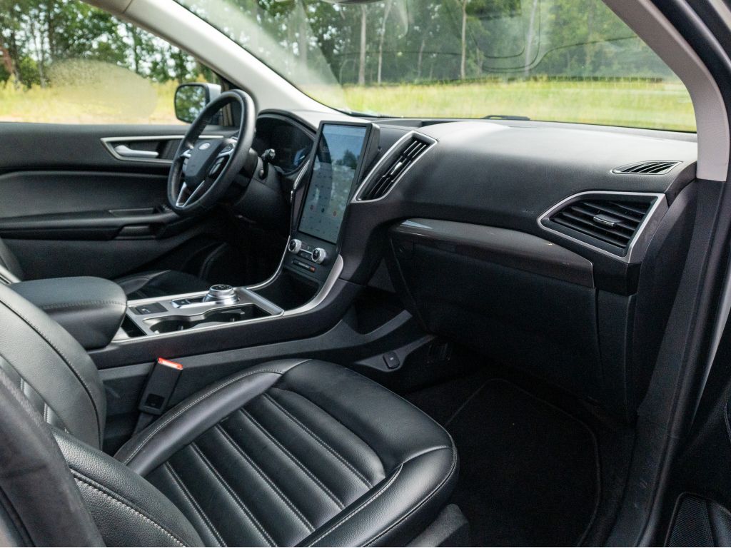 Used 2024 Ford Edge SUV