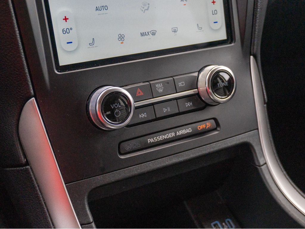Used 2024 Ford Edge SUV