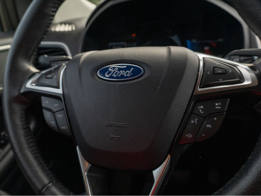 Used 2024 Ford Edge SUV
