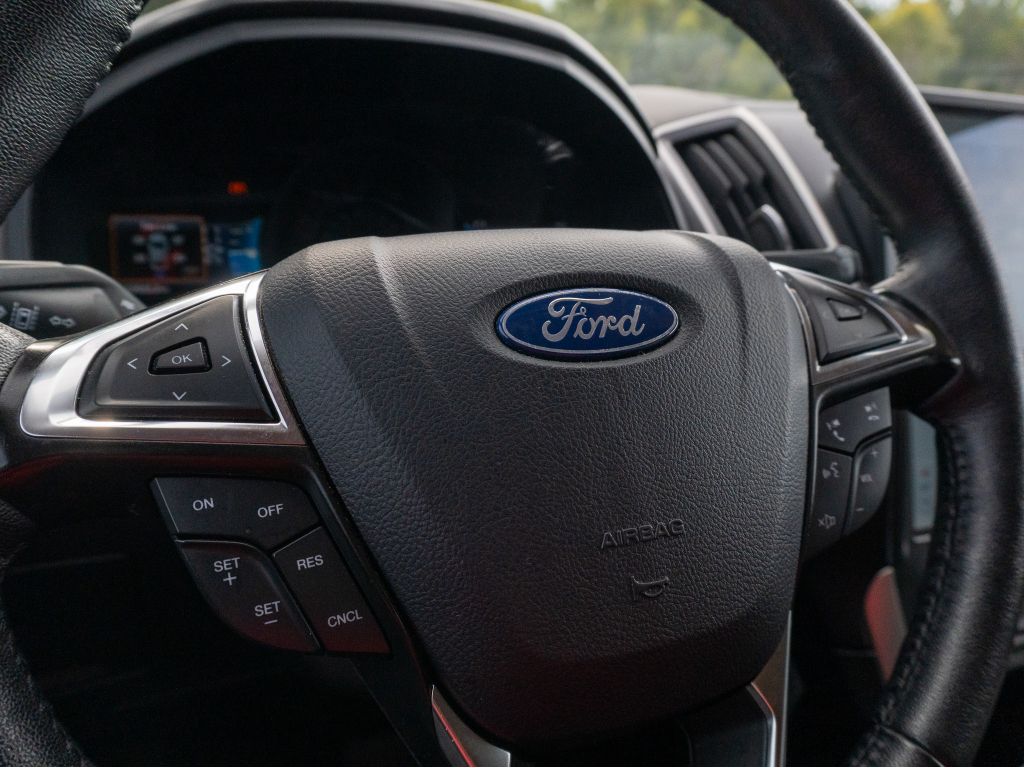 Used 2024 Ford Edge SUV