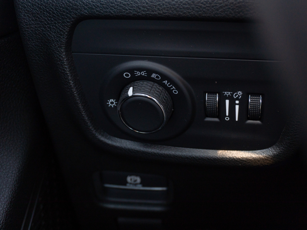 Used 2024 Jeep Grand Cherokee SUV