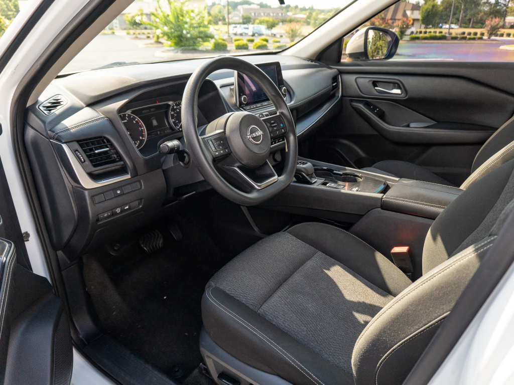 Used 2024 Nissan Rogue SUV