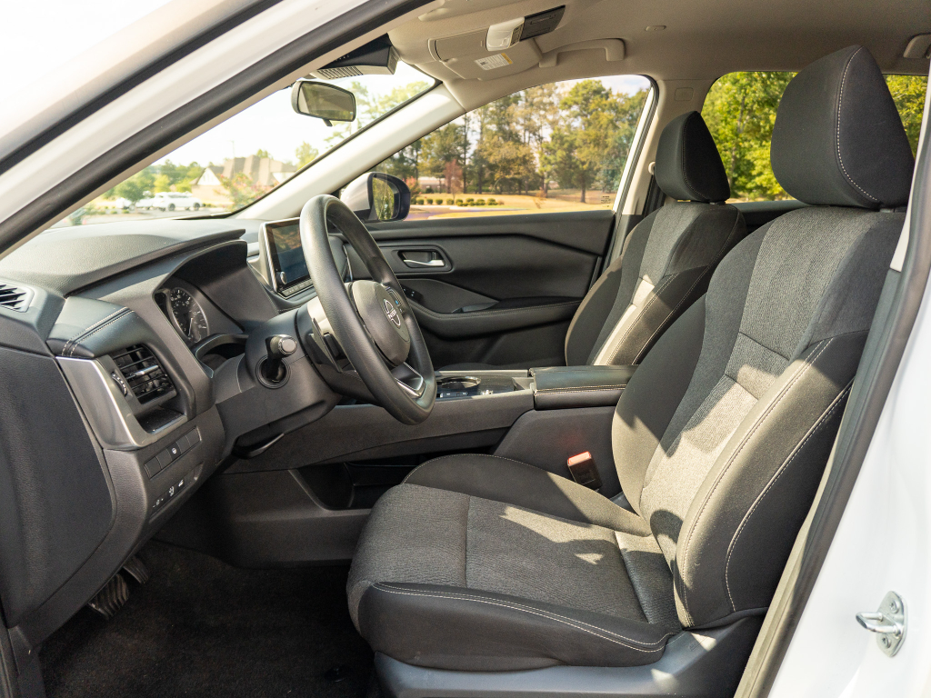 Used 2024 Nissan Rogue SUV
