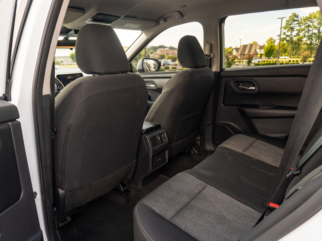 Used 2024 Nissan Rogue SUV