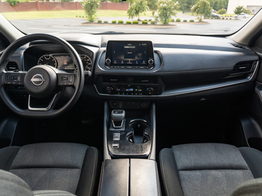 Used 2024 Nissan Rogue SUV