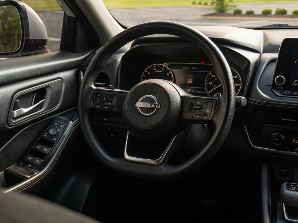 Used 2024 Nissan Rogue SUV
