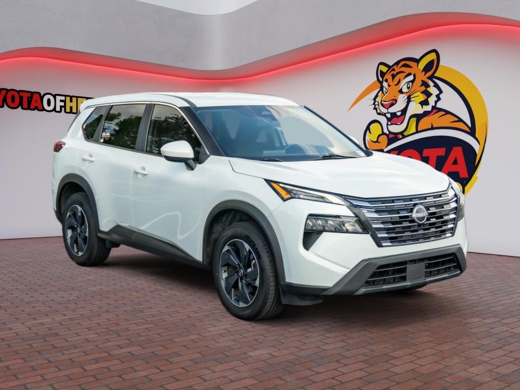 Used 2024 Nissan Rogue SUV