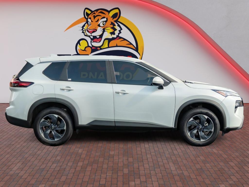 Used 2024 Nissan Rogue SUV