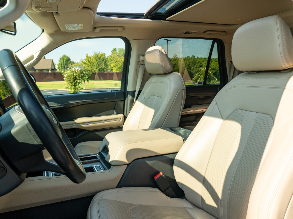Used 2024 Ford Expedition SUV