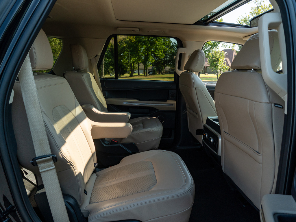 Used 2024 Ford Expedition SUV