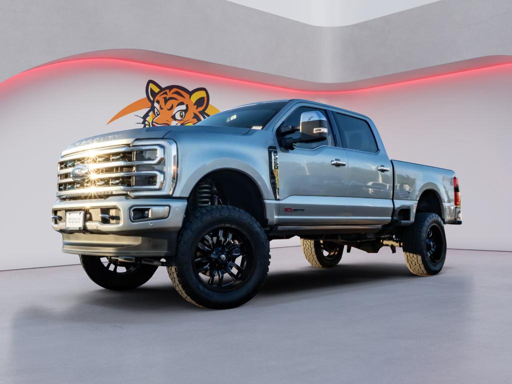 2024 Ford F-250 Super Duty Platinum's photo