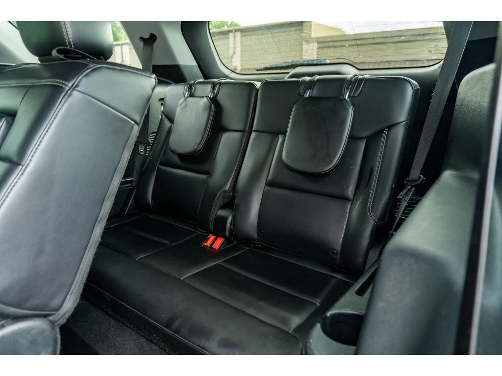 Used 2024 Ford Explorer SUV