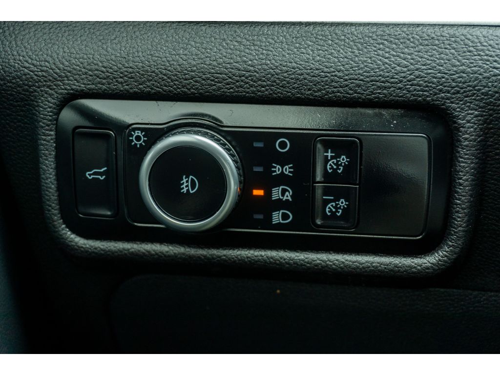 Used 2024 Ford Explorer SUV