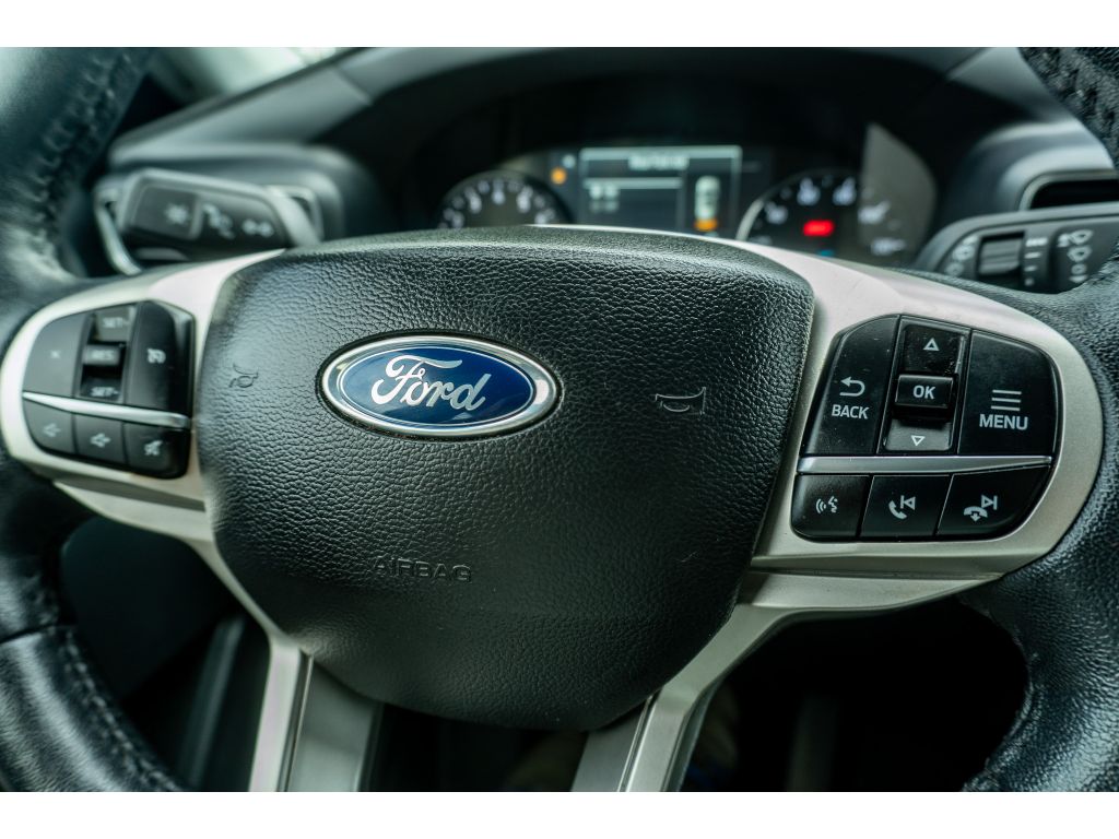 Used 2024 Ford Explorer SUV