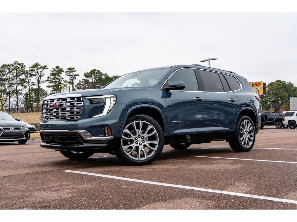2024 GMC Acadia Denali's photo