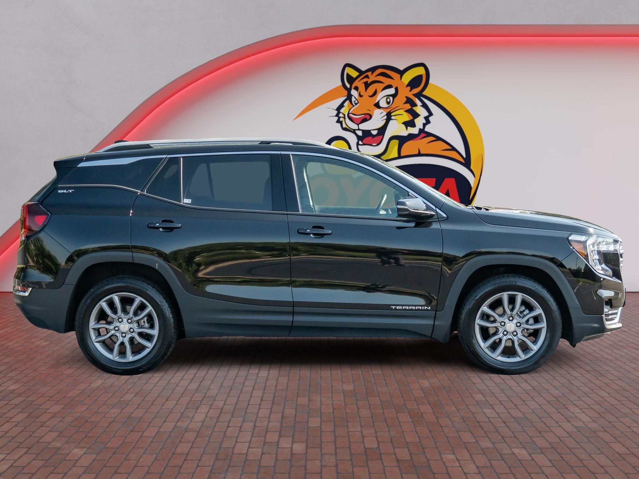 Used 2024 GMC Terrain SUV
