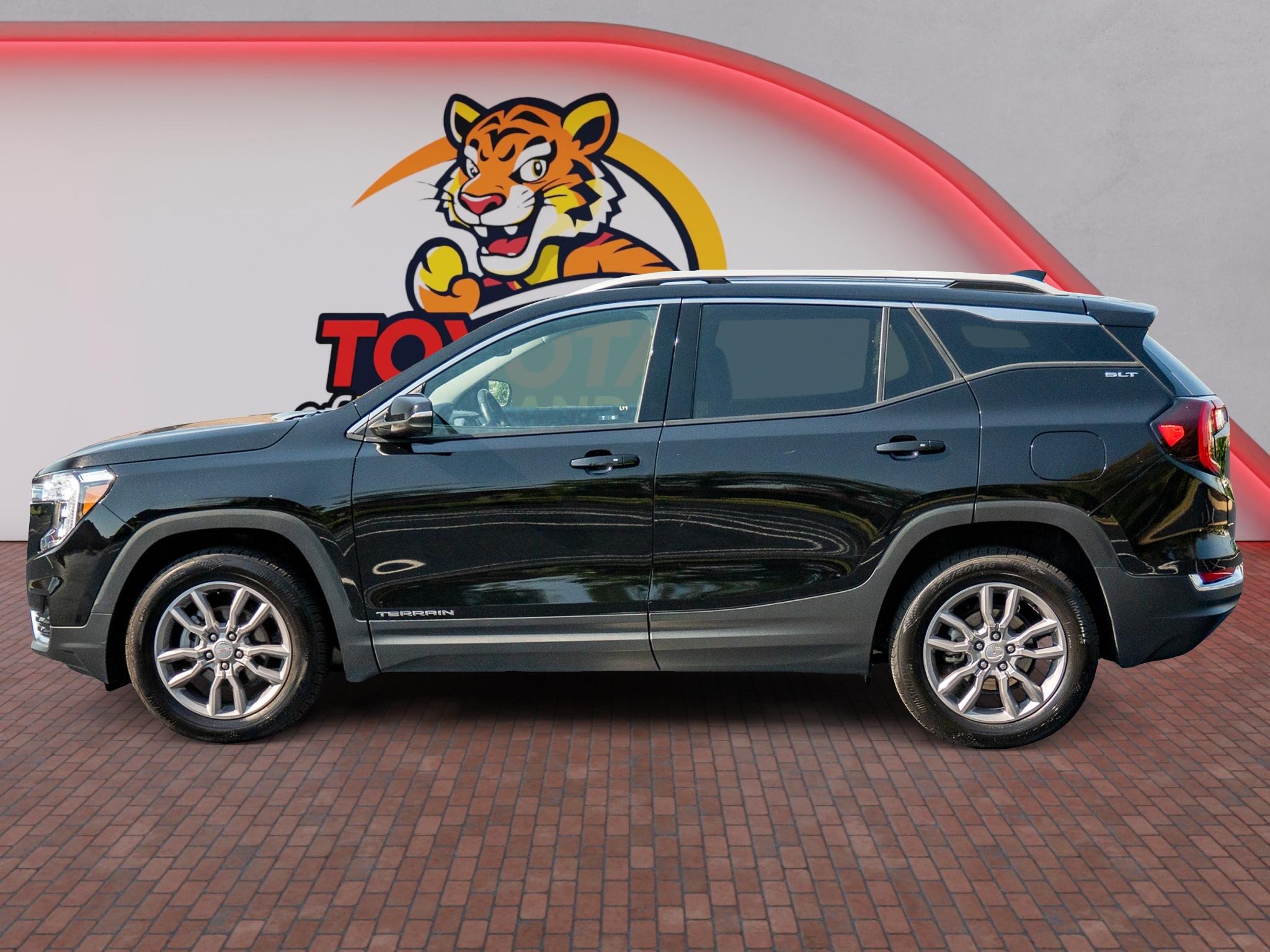 Used 2024 GMC Terrain SUV